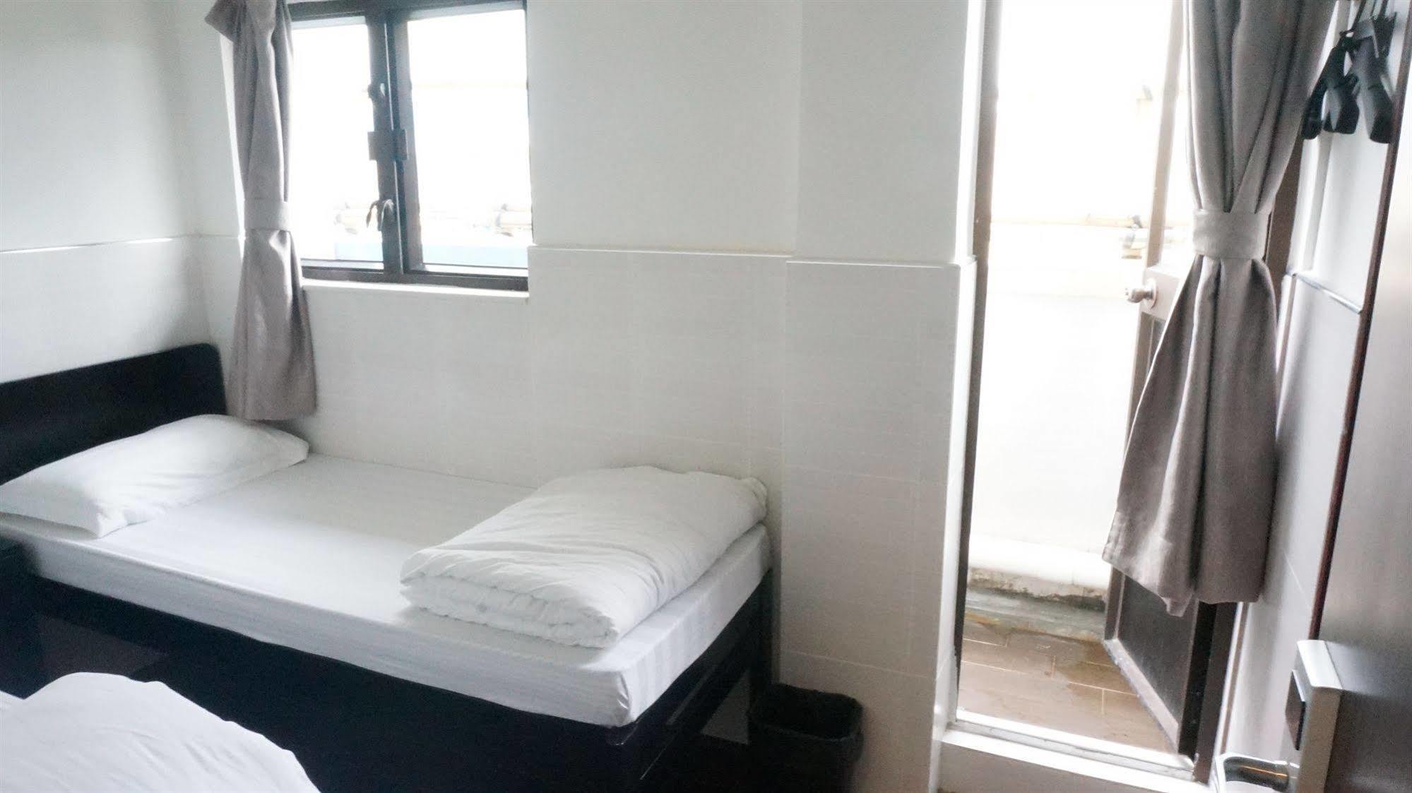 Kowloon Mongkok 1812 Guest House Гонконг Экстерьер фото
